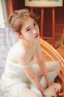 电车女孩